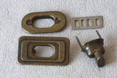 10 Drehverschl&uuml;sse - Wirbelschl&ouml;sser Altmessing 351 - Bild: a1