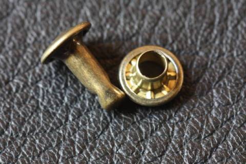 1.000 Doppelkopf - Hohlnieten 7/8 Altmessing 378 - Bild: a3