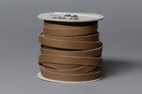 10 Meter Flachlederband - Wasserb&uuml;ffelleder 10 mm breit - Bild: A2-ocker