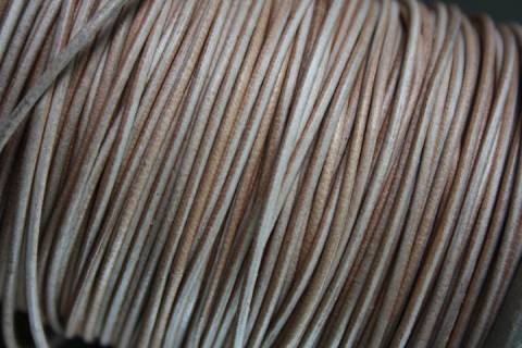 B&uuml;ffellederband 1,6 mm - Bild: Farben-Natur_2