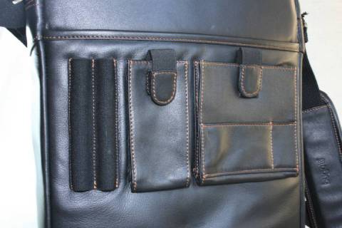 Bugatti - Hochformattaschen - Vollrindleder - Bild: A8