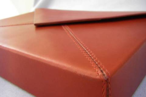 Ulrich Czerny - Mail - Unterarmaktentaschen - Bild: A1