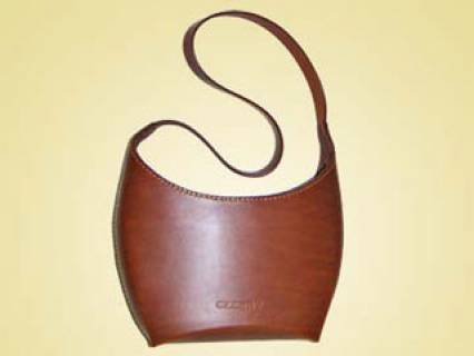 Ulrich Czerny Ledertasche - Bild: Farbe-Rosso-Rot_8