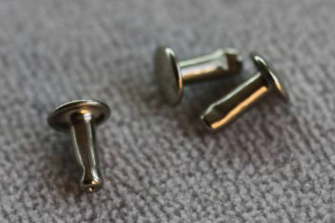 1.000 Doppelkopfnieten 9/12 Silber 371 - Bild: A3