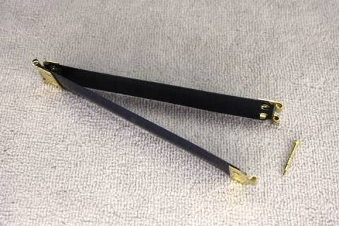 Klemmfedern - Verschl&uuml;sse f&uuml;r Schl&uuml;sseletuis 123 - Bild: A5