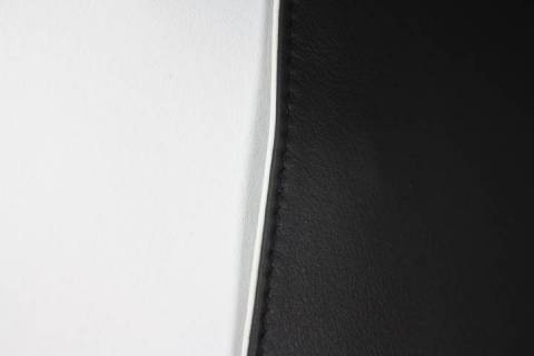 Generation X - Lederrucksack Schwarz  / Weiss - Bild: A1