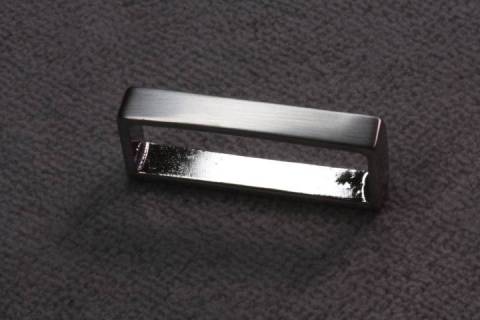 G&uuml;rtelschlaufe Messing Palladium 30 x 8 mm - 4B - Bild: A1