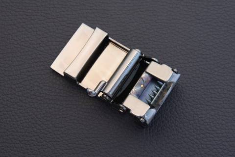 G&uuml;rtelschnallen 35 mm 070 Schwarzes Kreuz - Bild: a1