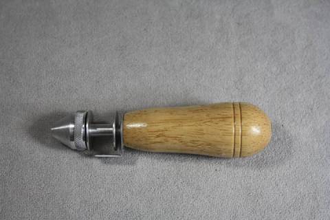 Patent - N&auml;happarat - N&auml;hheft mit Spule