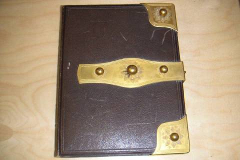 Leder - Restauration - Tagebuch - Bild: A1