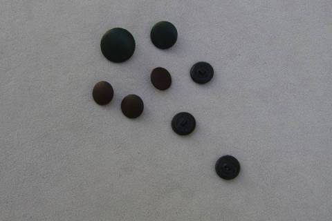 Lederkn&ouml;pfe - Stoffkn&ouml;pfe - Lederknopf - Bild: A1