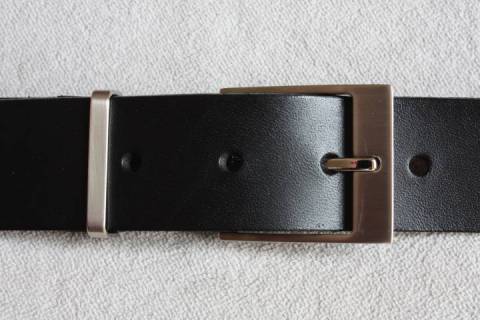 Lederg&uuml;rtel 35 mm - Messing - 009 - Bild: Lederriemen-Lederfarbe-Schwarz_1