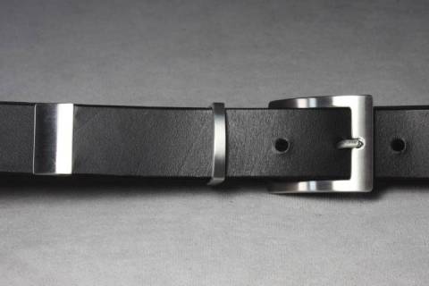 Lederg&uuml;rtel 30 mm - 196 - Bild: Lederriemen-Lederfarbe-Schwarz_1