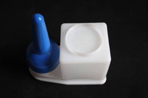 Kleber - Beh&auml;lter mit Pinsel 900 ml - Bild: A3