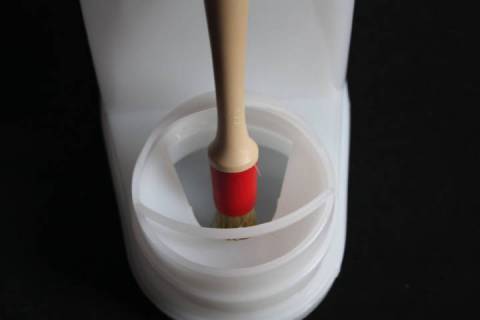 Kleber - Beh&auml;lter mit Pinsel 900 ml - Bild: A4