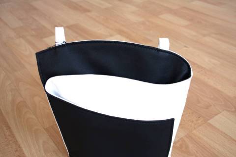 Serpentine kl. - Ledertasche von Olbrish b Schwarz - Weiss - Bild: A1