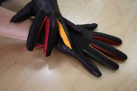 Mywalit - Leder - Design - Handschuhe schwarz-bunt - Bild: A4