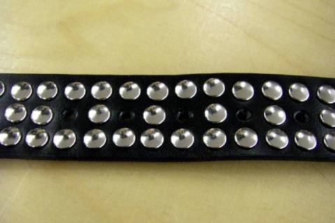 Sonderanfertigungen Lederg&uuml;rtel mit Nieten - Bild: A3