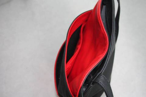 Serpentine kl. - Ledertasche von Olbrish b - Bild: A4