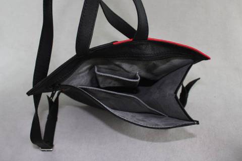 Generation X - Lederrucksack von Olbrish b Medium - Bild: A3