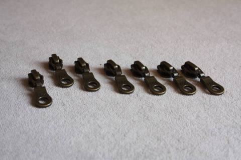 YKK Rei&szlig;verschluss - Schieber Altmessing 5 mm