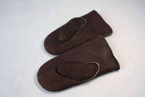 Roeckl - 100 % Lammfall Fausthandschuhe in Braun - Bild: A3