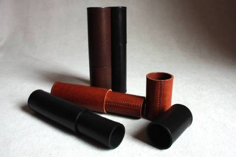 Handgen&auml;hte Hartleder - Etuis - Bild: A3