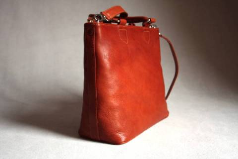 Sonnenlederhandtaschen Denia Natur