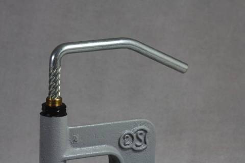 Nietenpresse - Spindelpresse - Druckknopfmaschiene - &Ouml;senpresse - Bild: A1