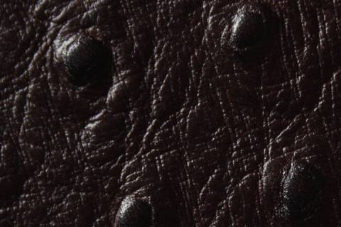 Kalbleder mit Strausspr&auml;gung