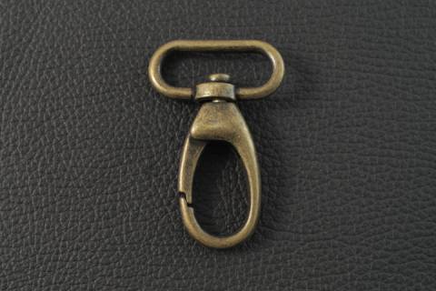 Karabinerhaken 30 mm Altmessing 359