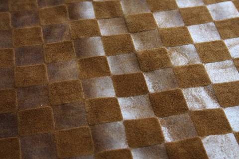 Velourleder - Quadrat Effekt - Bild: A2