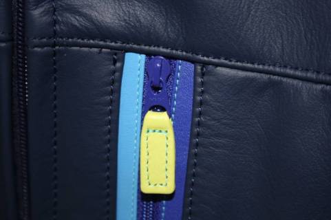 Lederwesten Ma&szlig;anfertigungen mit Farbspielen - Bild: a3