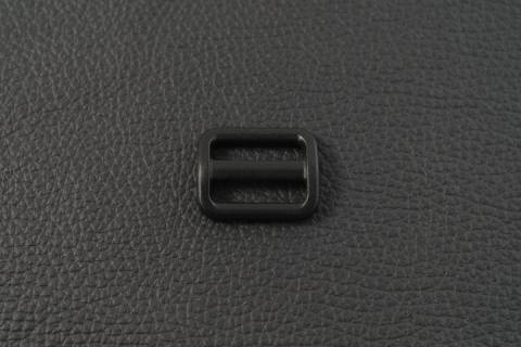 YKK - Dreisteg  Plastik - 20 mm 184